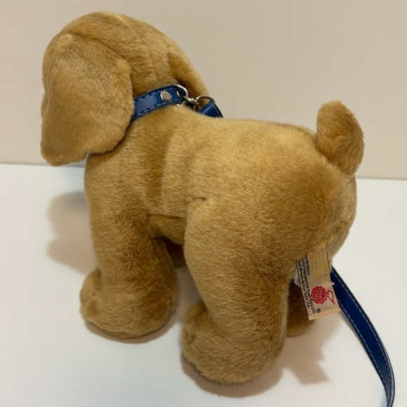 Keel Toys Labrador Puppy On Leash Plush - Picture 4 of 10
